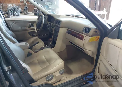 2000 Volvo S70 Se z USA, uszkodzony, nr VIN YV1LS61J1Y2654954